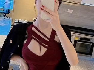 微密圈 – 脸红Dearie的私拍瞬间：灯红酒绿，这种色彩之中的小秘密。