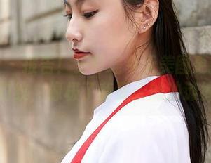蜜桃社 – 报告!王静瑶今天美图更新里藏了豹纹,像极了我夏天的沙滩裤!