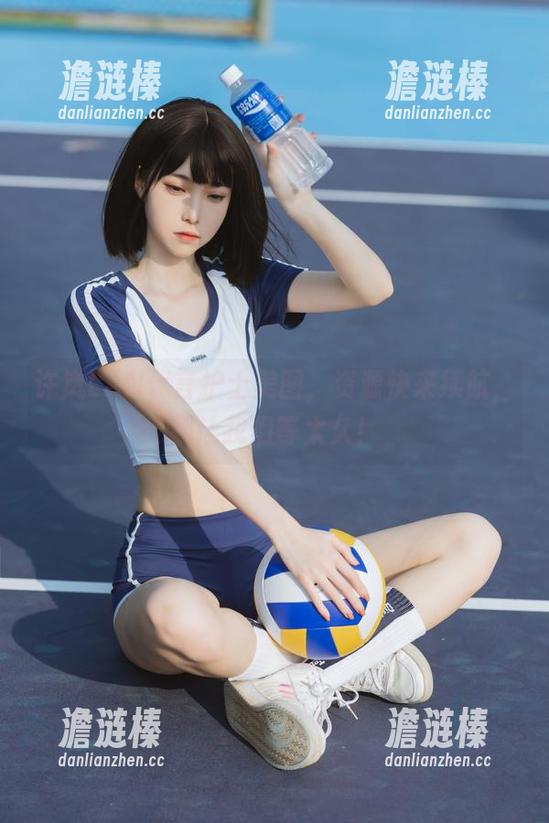 许岚LAN代言护士美图，资源快来续航，别让我们等太久！