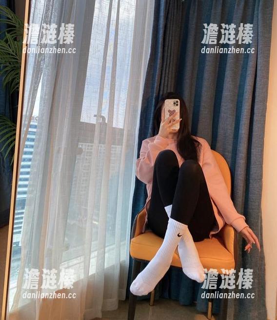 软妹小九九 微密圈 - 美图在眼前,软妹小九九的眼镜是我的心头好?