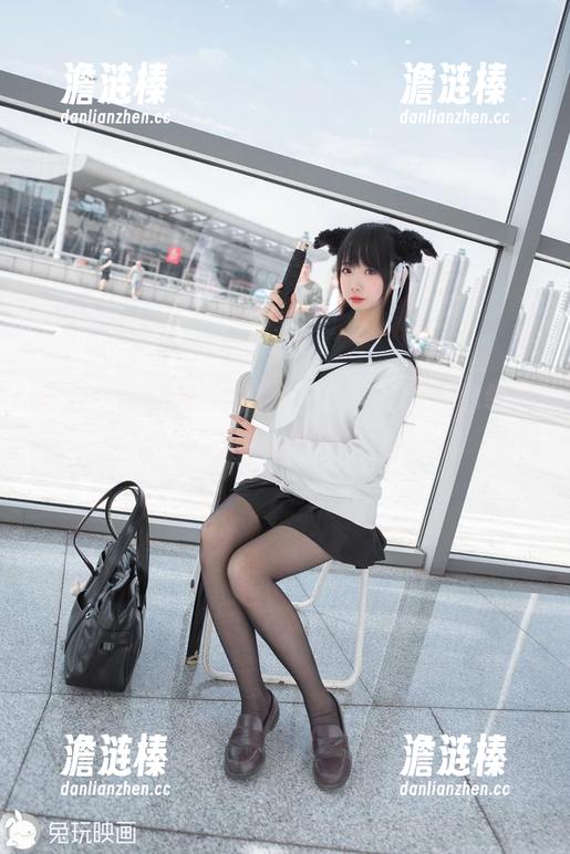 透明女仆雪琪SAMA，高清美图带你领略不一样的风格