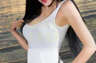 青豆客 – 王婉悠的泳池日常：美图大赛冠军就是我！